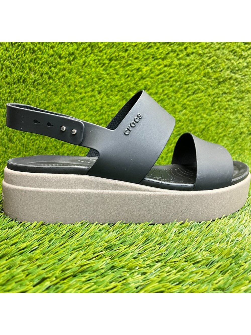 Crocs Brooklyn Low Womens‎ Size 10 Black Beach Outdoor Wedge Platform Sandals